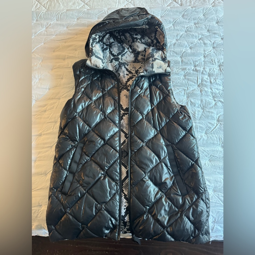 Lululemon Reversible Puffy Vest